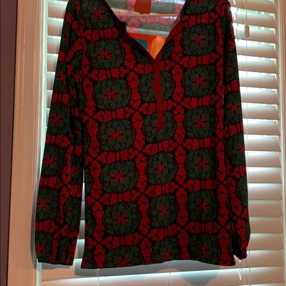 Tracy negoshian shirt. Size small.